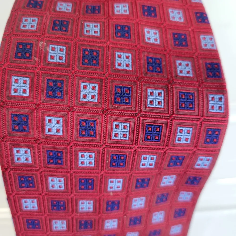 Mens Joseph A. Banks textured 100% Silk tie Made in the USA - Picture 2 of 5